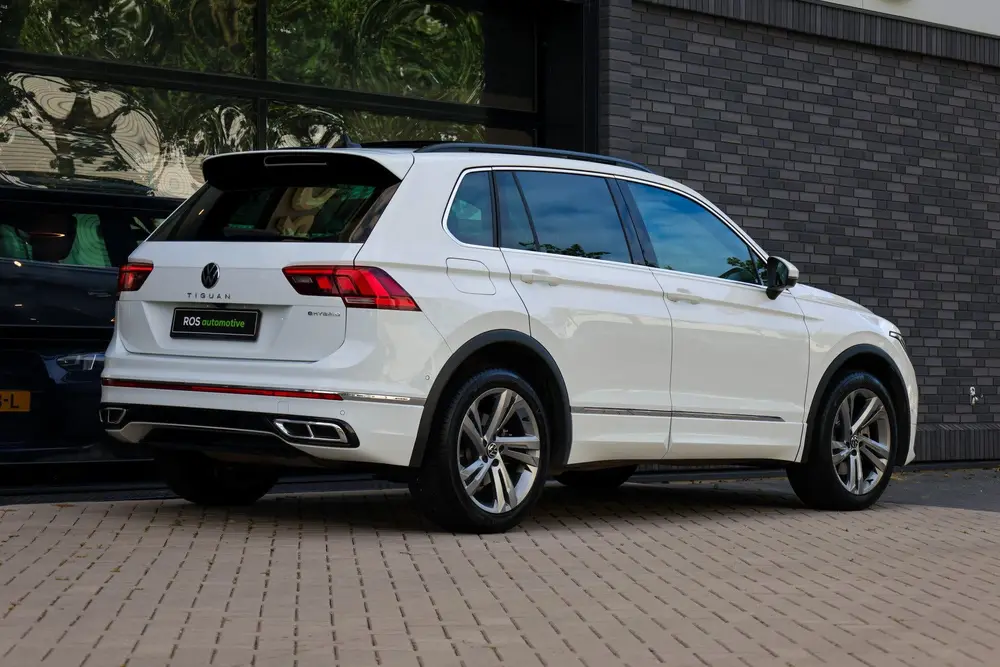 Volkswagen Tiguan 1.4 TSI eHybrid R-Line Business | BTW | PA uit 2023, foto 9