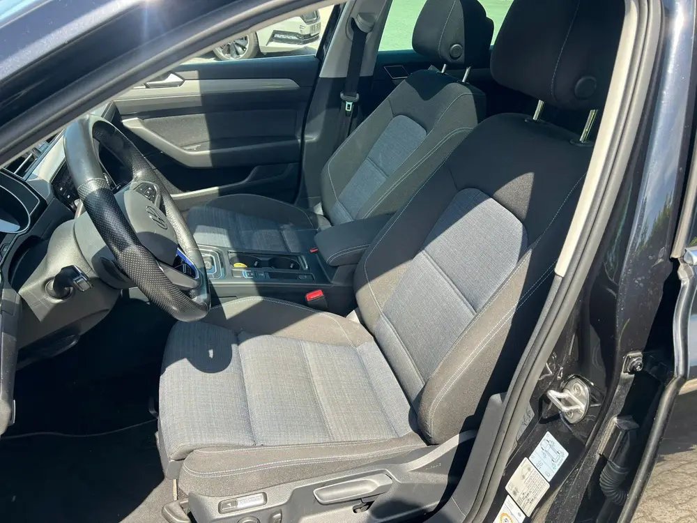 Volkswagen Passat Variant 1.4 TSI PHEV GTE Business pano, tr uit 2022, foto 19
