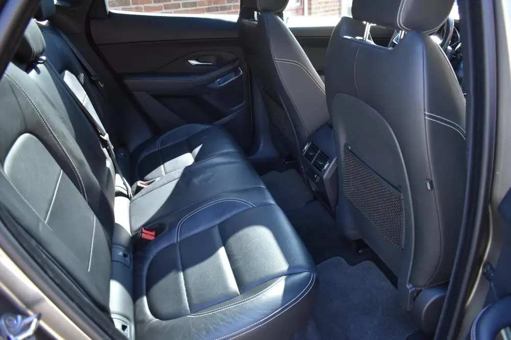 Jaguar E-Pace 2.0 D150 R-Dynamic S '19 Pano Navi Clima Cruis uit 2019, foto 5