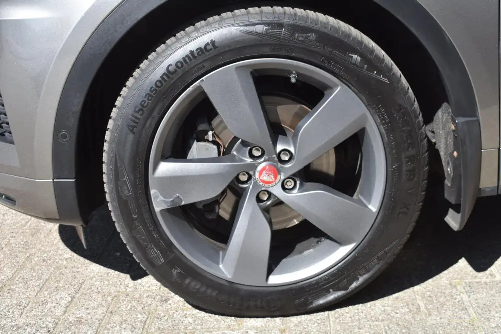 Jaguar E-Pace 2.0 D150 R-Dynamic S '19 Pano Navi Clima Cruis uit 2019, foto 8