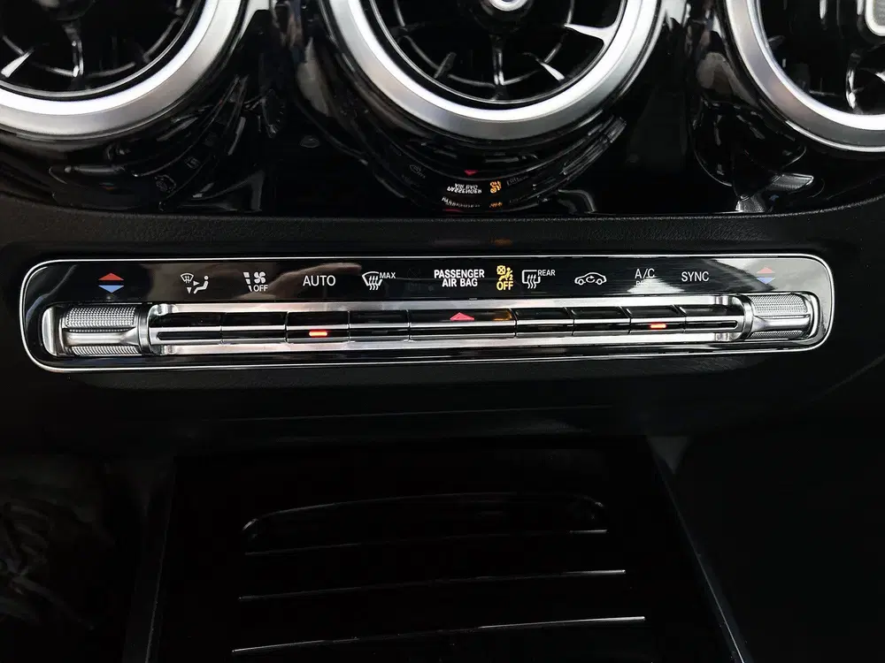 Mercedes-Benz B-Klasse 180 Business Solution AMG uit 2019, foto 10