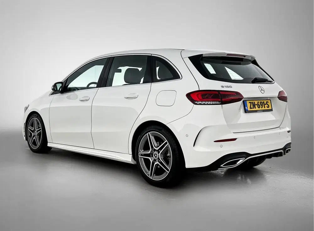 Mercedes-Benz B-Klasse 180 Business Solution AMG uit 2019, foto 14