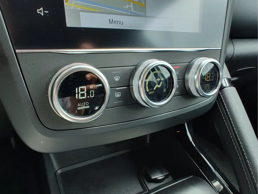 Renault Kadjar 1.3 TCe INTENS Stoelverwarming uit 2021, foto 16