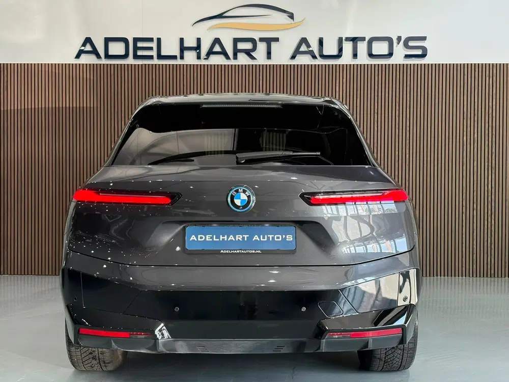 BMW iX XDrive50 Business Edition Plus 112 kWh uit 2023, foto 7