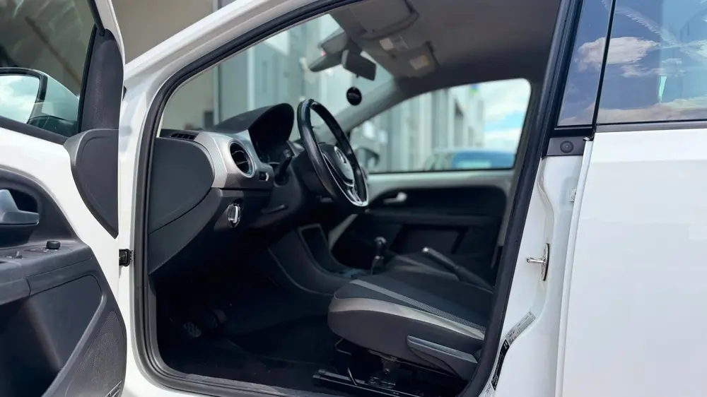 Volkswagen Up! 1.0 BMT high up! NIEUWE APK | AIRCO | ORGINEE uit 2019, foto 10