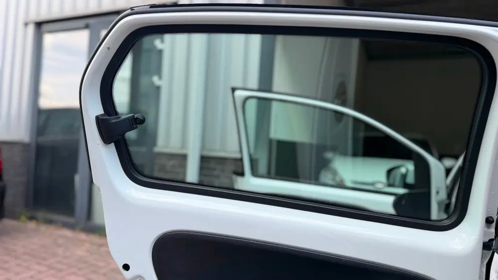 Volkswagen Up! 1.0 BMT high up! NIEUWE APK | AIRCO | ORGINEE uit 2019, foto 14