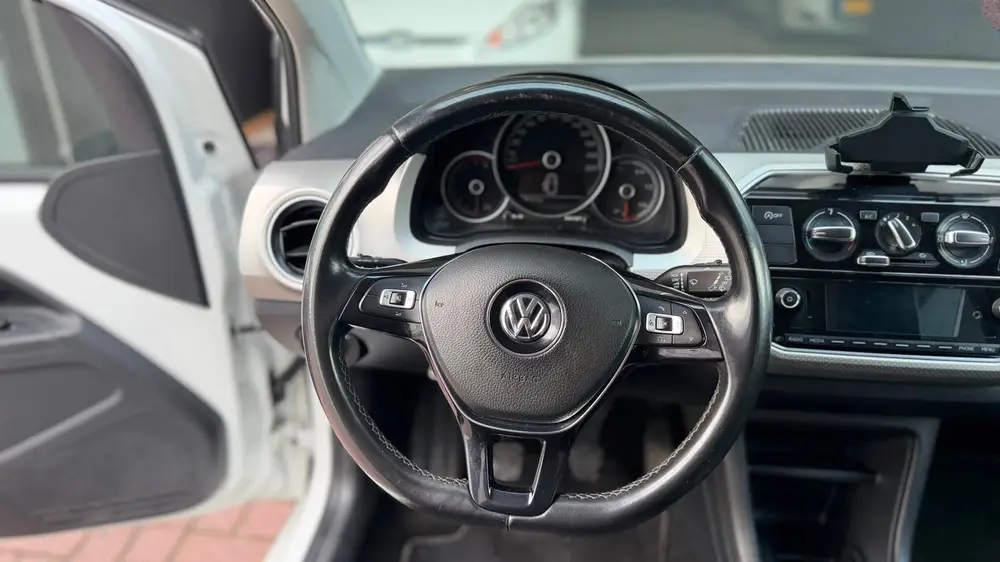 Volkswagen Up! 1.0 BMT high up! NIEUWE APK | AIRCO | ORGINEE uit 2019, foto 15