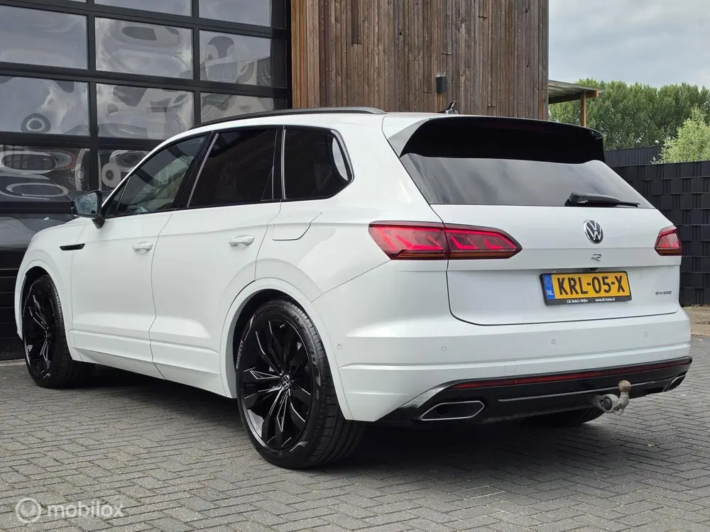 Volkswagen Touareg 3.0 TSI R-LINE 462PK PANO HUD LUCHT TREKH uit 2023, foto 8
