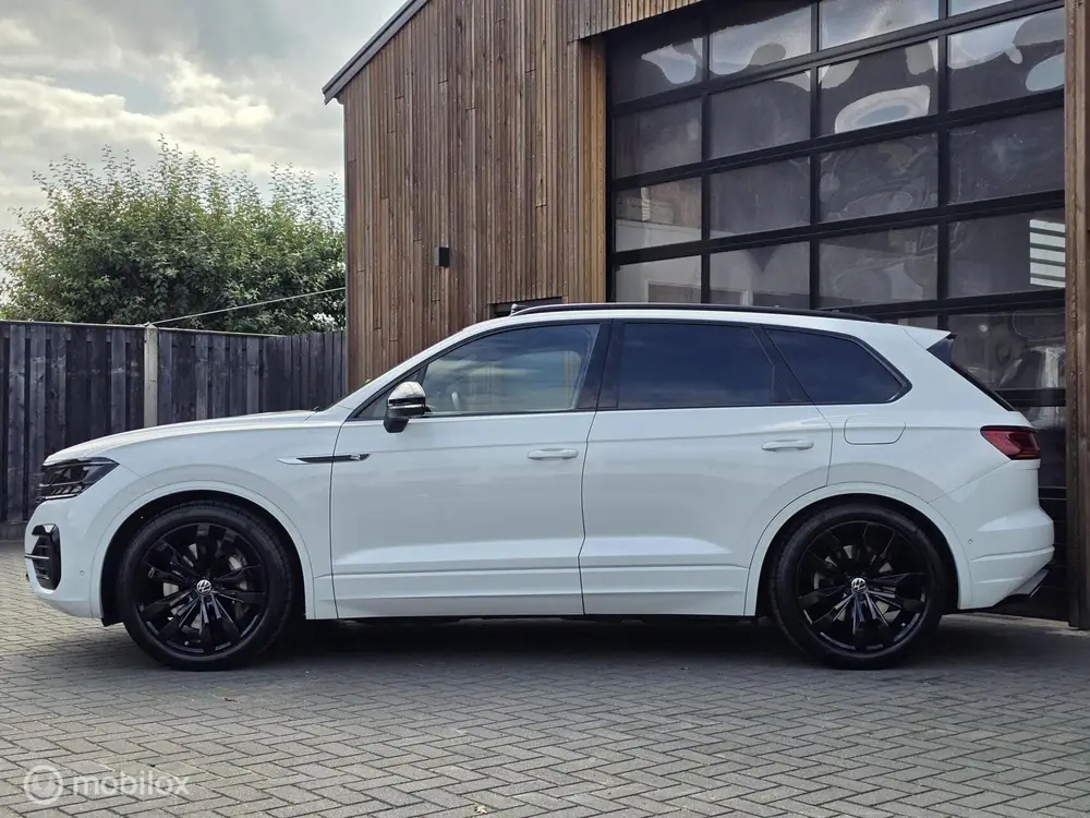 Volkswagen Touareg 3.0 TSI R-LINE 462PK PANO HUD LUCHT TREKH uit 2023, foto 9