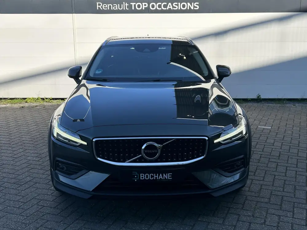 Volvo V60 Cross Country 2.0 T5 AWD Pro uit 2019, foto 16