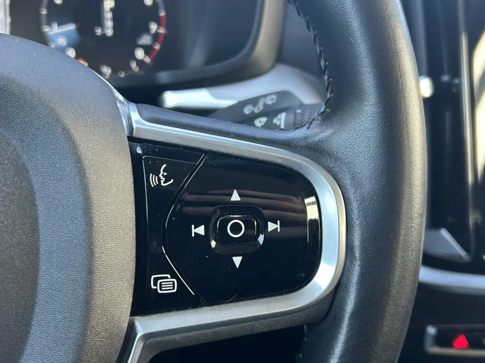 Volvo V60 Cross Country 2.0 T5 AWD Pro uit 2019, foto 20