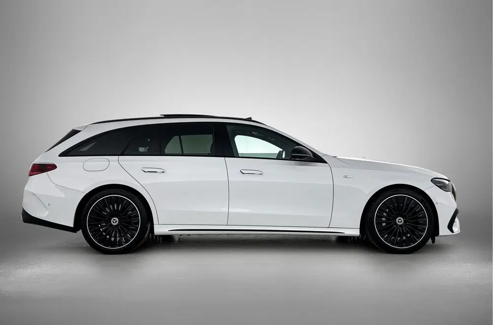 Mercedes-Benz E-Klasse 300 e AMG Plug-In Hybride uit 2025, foto 14