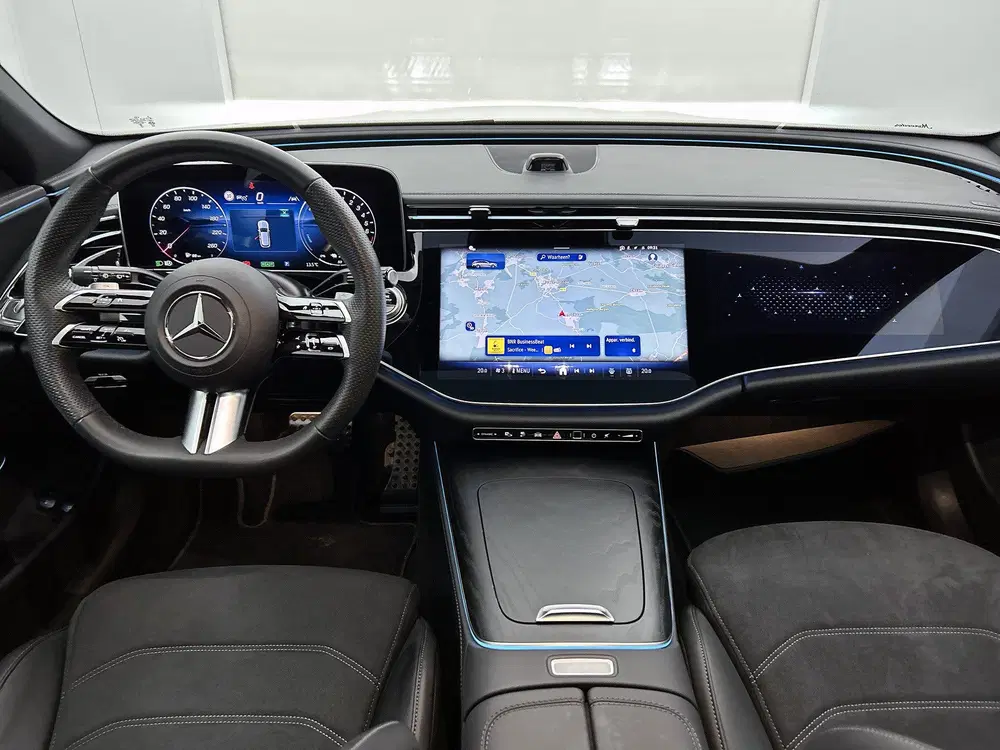 Mercedes-Benz E-Klasse 300 e AMG Plug-In Hybride uit 2025, foto 5
