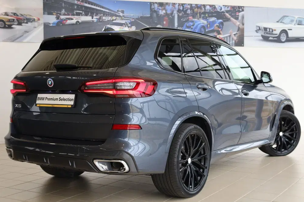BMW X5 xDrive45e High Executive uit 2020, foto 2