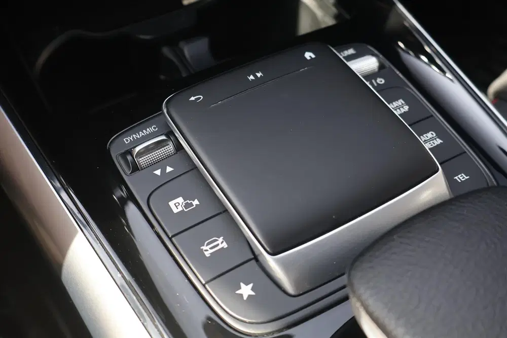 Mercedes-Benz GLA 200 AMG-Line 163pk uit 2021, foto 13