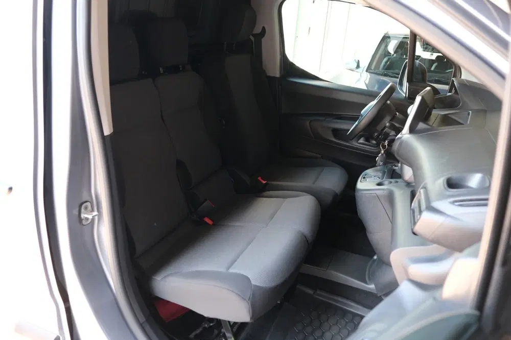 Peugeot Partner 136 L2 50 kWh uit 2023, foto 15