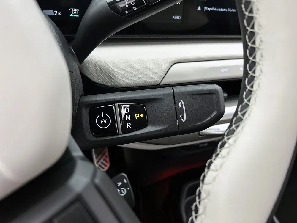 Kia EV4 GT Plus Line Stoelverwarming uit 2025, foto 12