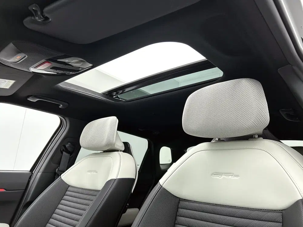Kia EV4 GT Plus Line Stoelverwarming uit 2025, foto 4