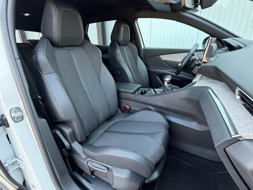 Peugeot 3008 1.2 131pk GT-Line Allure uit 2022, foto 11