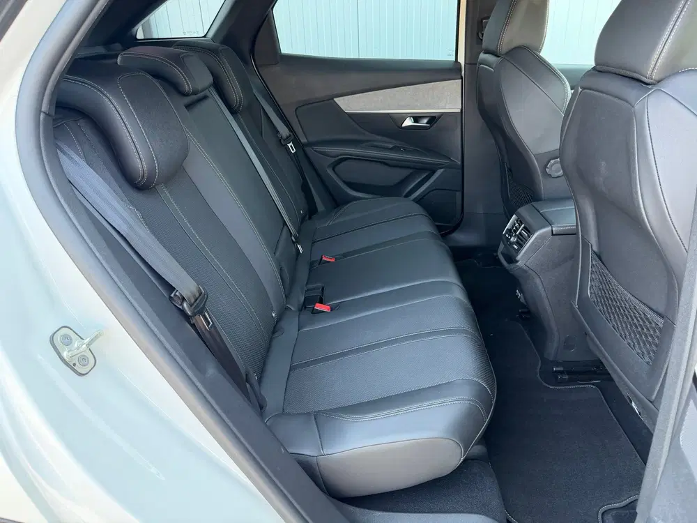Peugeot 3008 1.2 131pk GT-Line Allure uit 2022, foto 12