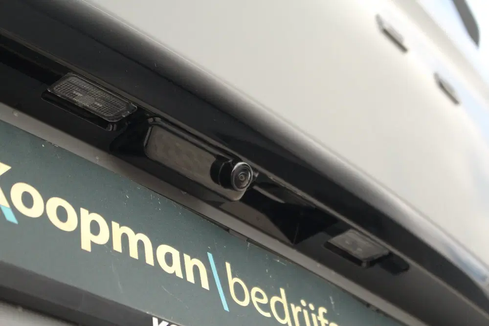 Ford Tourneo Custom 2.5 PHEV 233pk L2H1 Titanium X uit 2026, foto 16