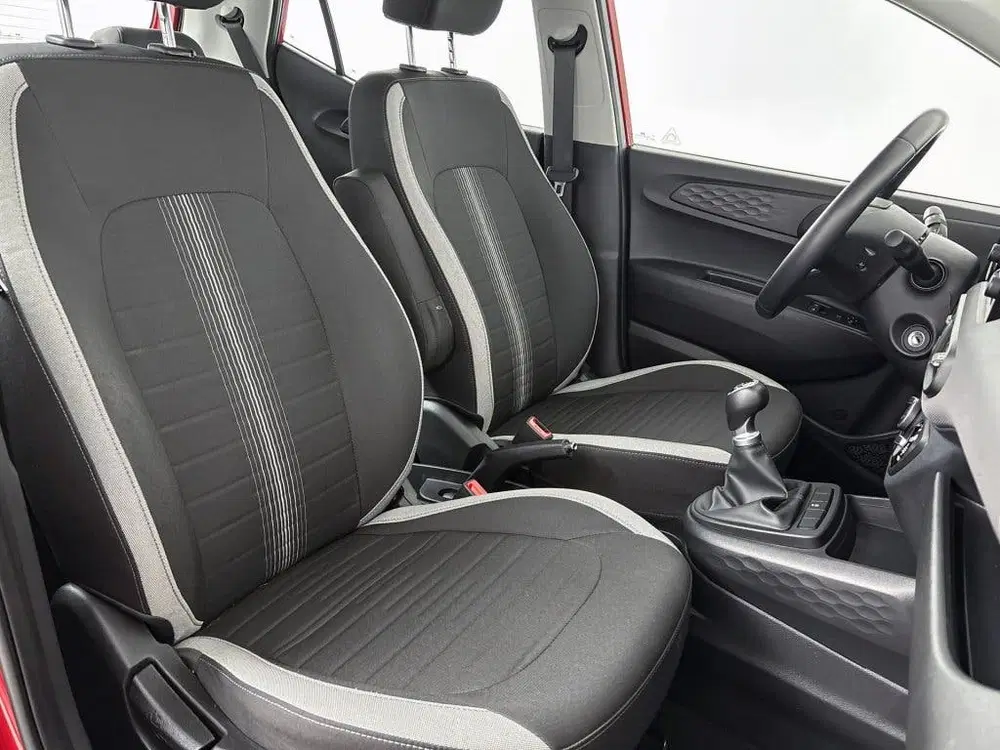 Hyundai i10 1.0 Comfort uit 2021, foto 15