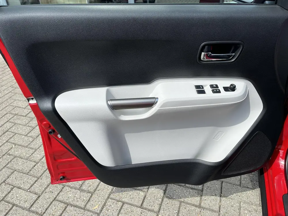 Suzuki Ignis 1.2 Select | Trekhaak | Bluetooth | Achteruitri uit 2019, foto 18