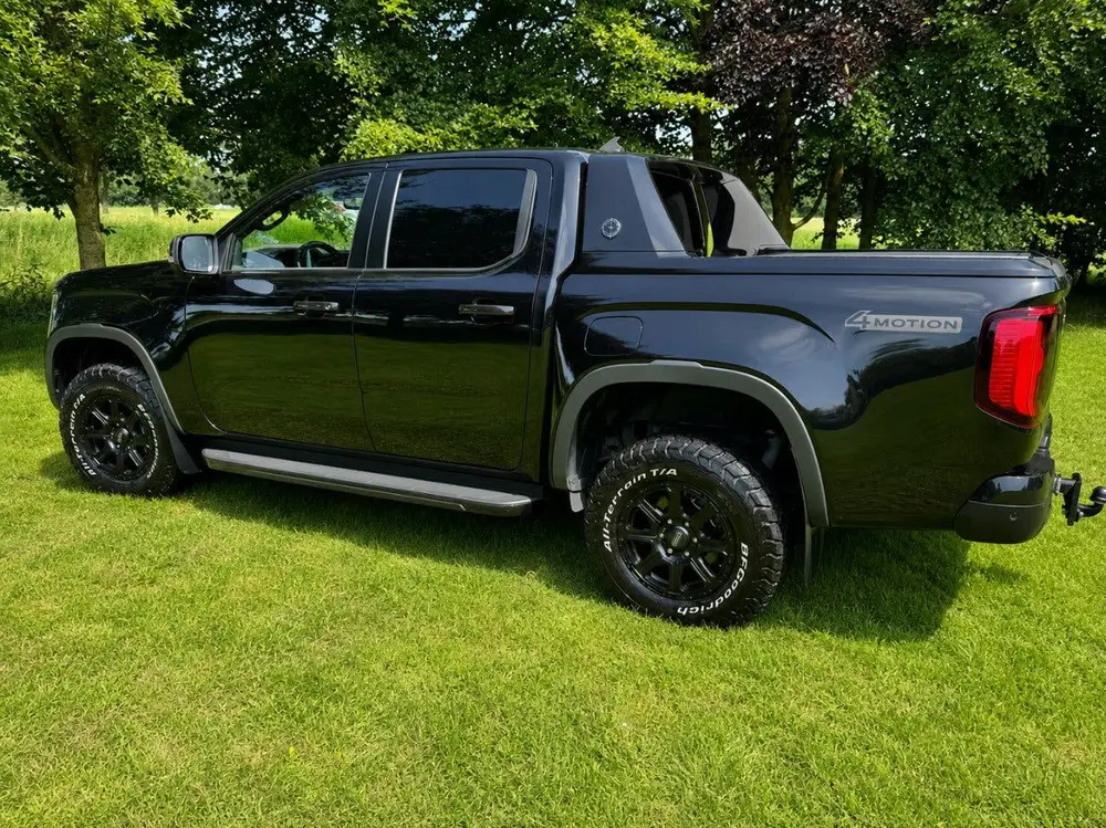 Volkswagen Amarok Aventura uit 2024, foto 3