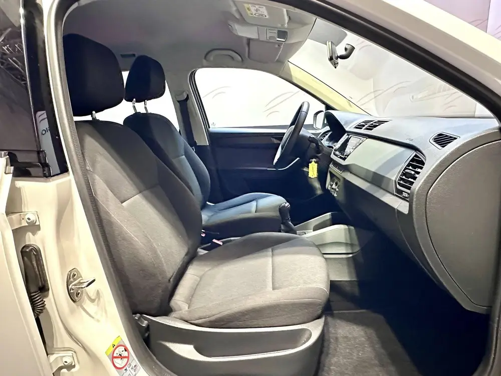 Skoda Fabia 1.0 MPI uit 2019, foto 11