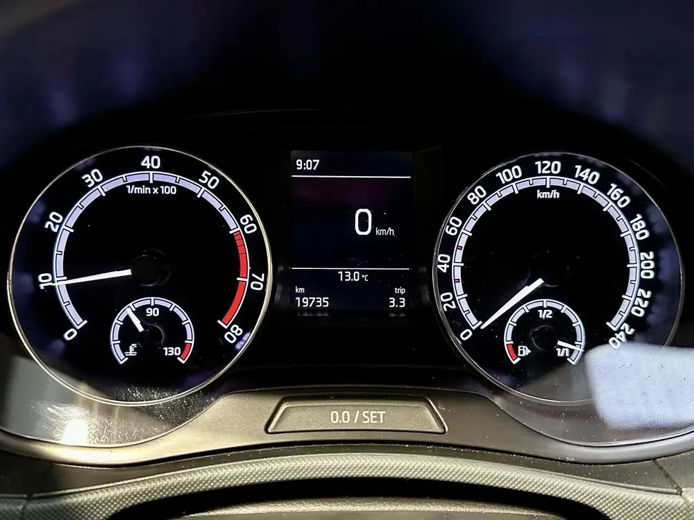 Skoda Fabia 1.0 MPI uit 2019, foto 14
