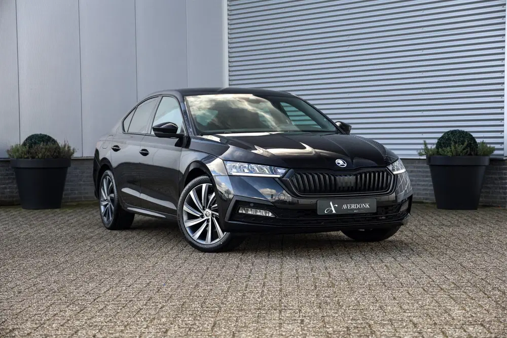 Skoda Octavia 1.0 TSI 110PK Sport Black Edition NAP uit 2022