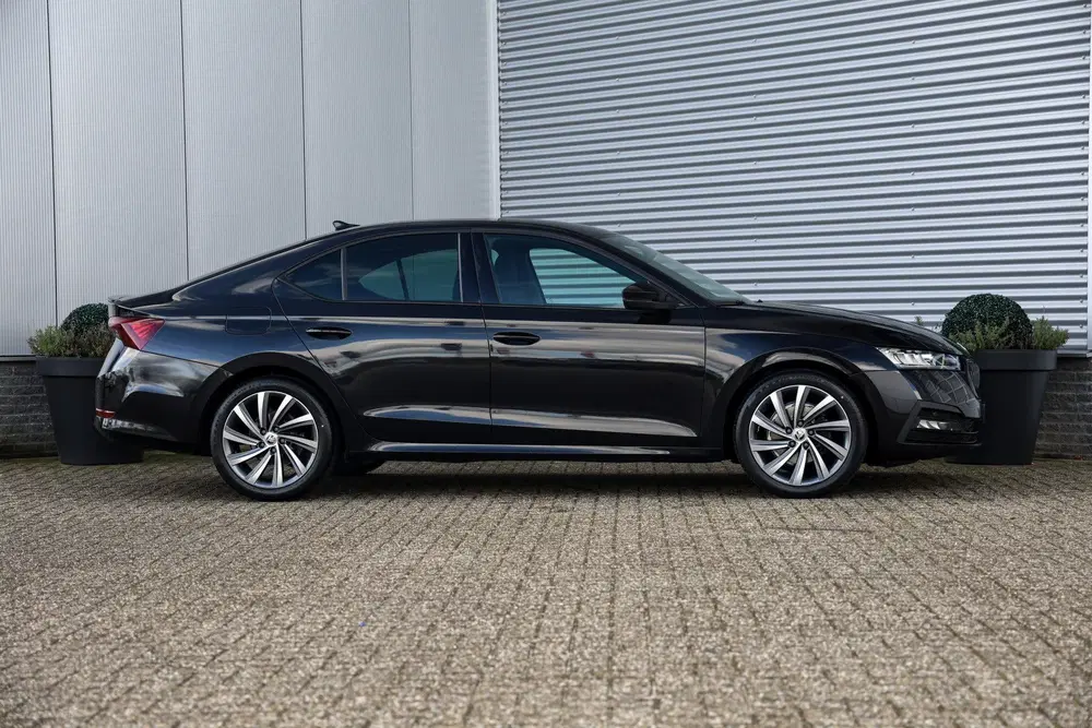 Skoda Octavia 1.0 TSI 110PK Sport Black Edition NAP uit 2022, foto 2