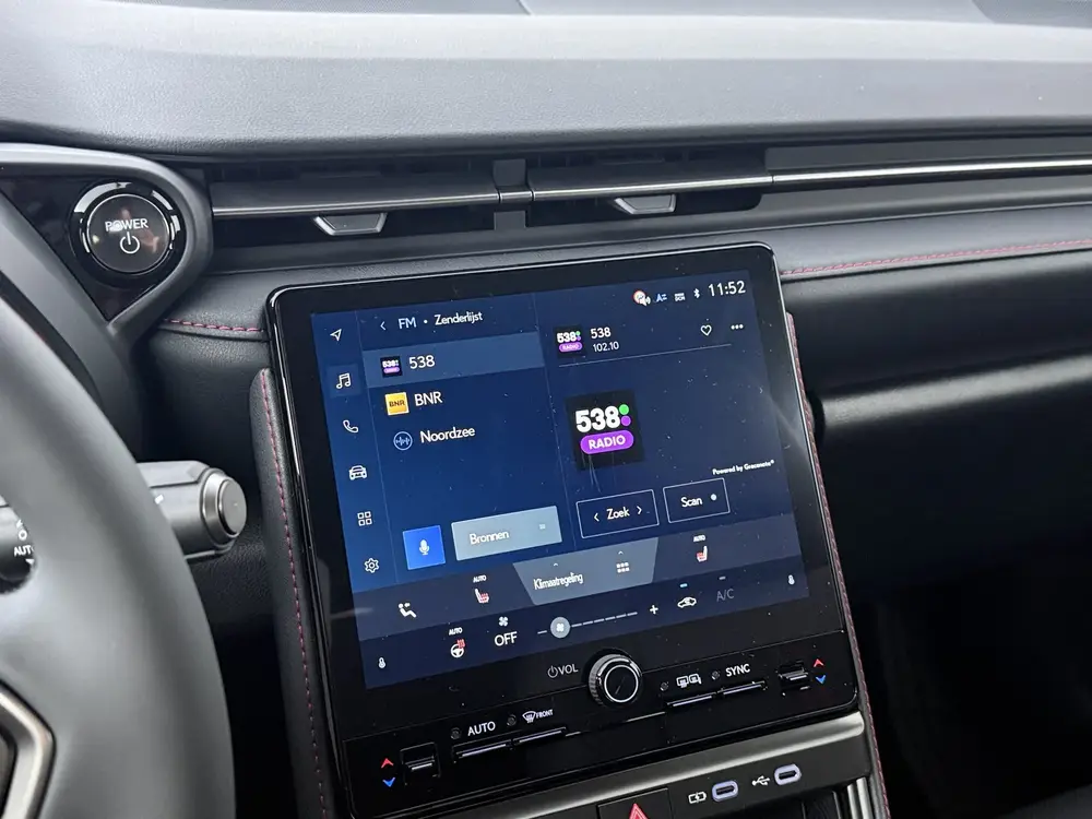 Lexus LBX Elegant 2WD uit 2026, foto 12