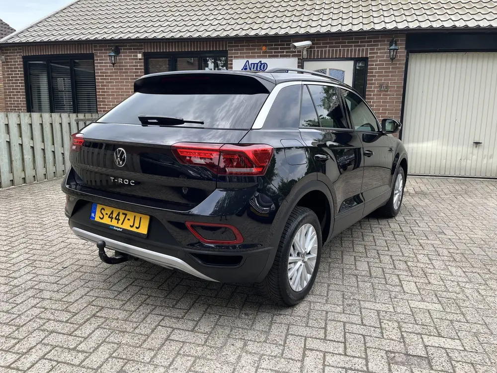 Volkswagen T-Roc 1.0 TSI Life Business Trekhaak Facelift uit 2023, foto 18