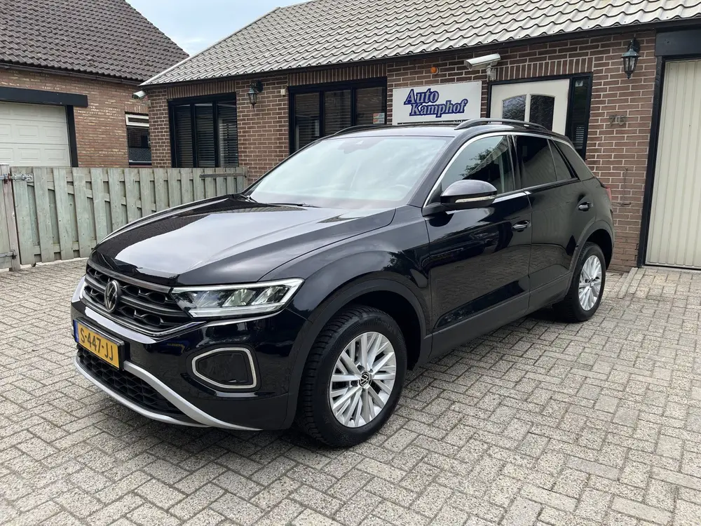 Volkswagen T-Roc 1.0 TSI Life Business Trekhaak Facelift uit 2023, foto 2