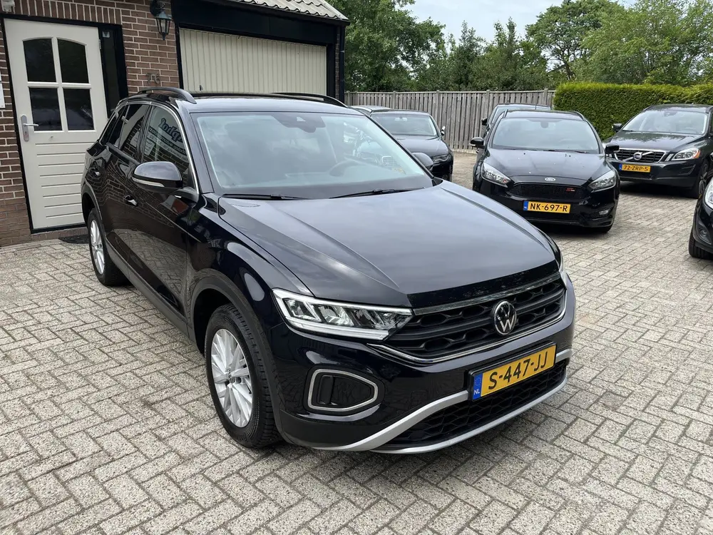 Volkswagen T-Roc 1.0 TSI Life Business Trekhaak Facelift uit 2023, foto 4
