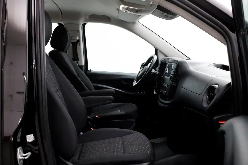 Mercedes-Benz Vito 116 CDI 163pk 9G Automaat Lang D.C. 4x4 Z uit 2022, foto 6