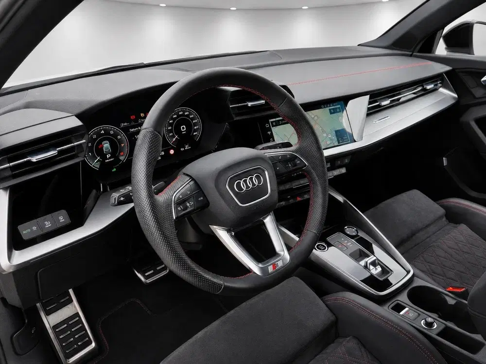 Audi A3 45 TFSI e S line S Edition B&O Camera ACC uit 2022, foto 10