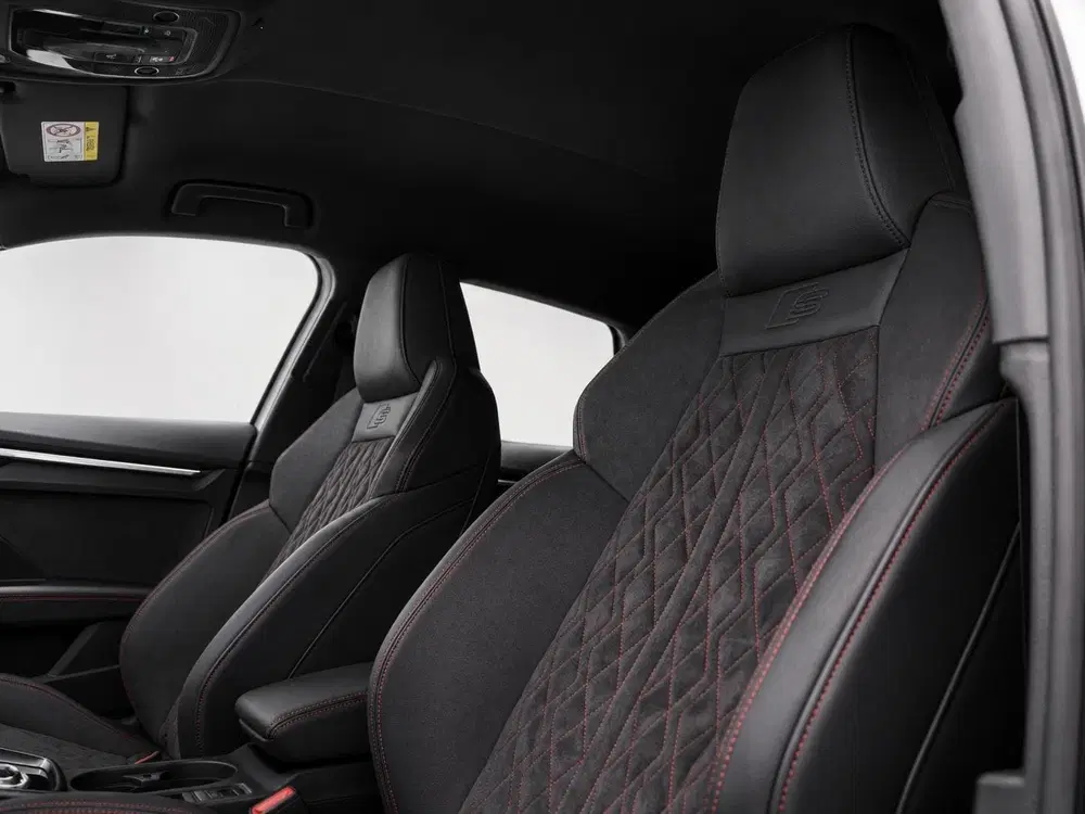 Audi A3 45 TFSI e S line S Edition B&O Camera ACC uit 2022, foto 11