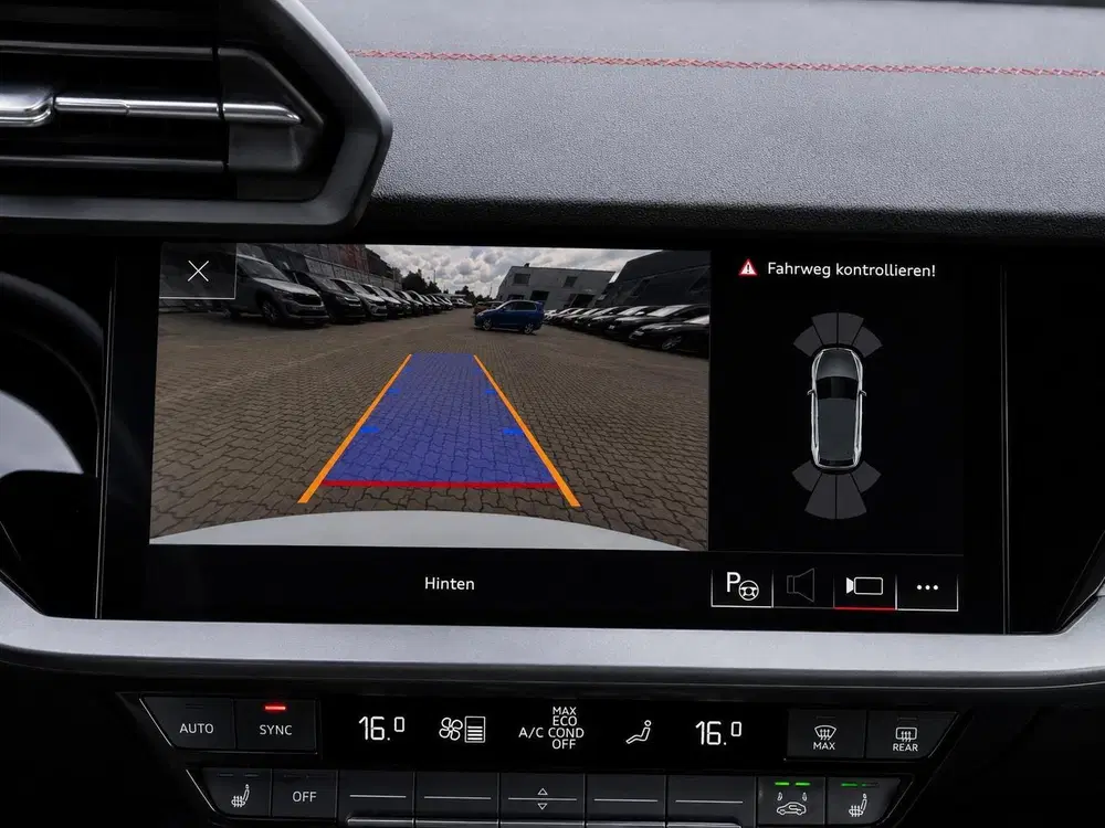 Audi A3 45 TFSI e S line S Edition B&O Camera ACC uit 2022, foto 13