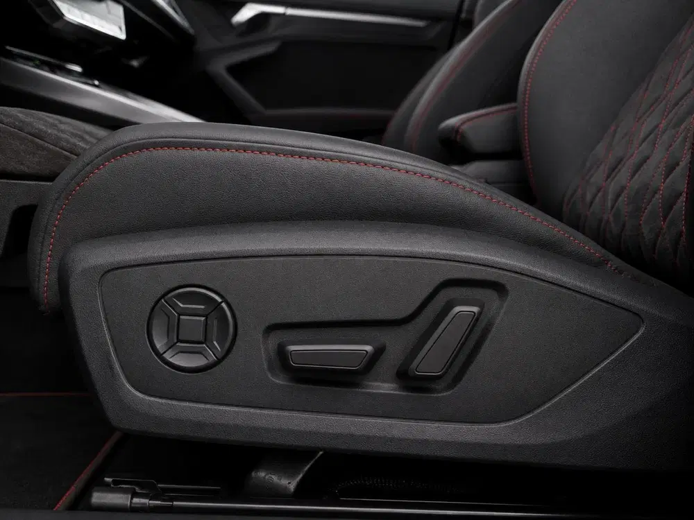 Audi A3 45 TFSI e S line S Edition B&O Camera ACC uit 2022, foto 5