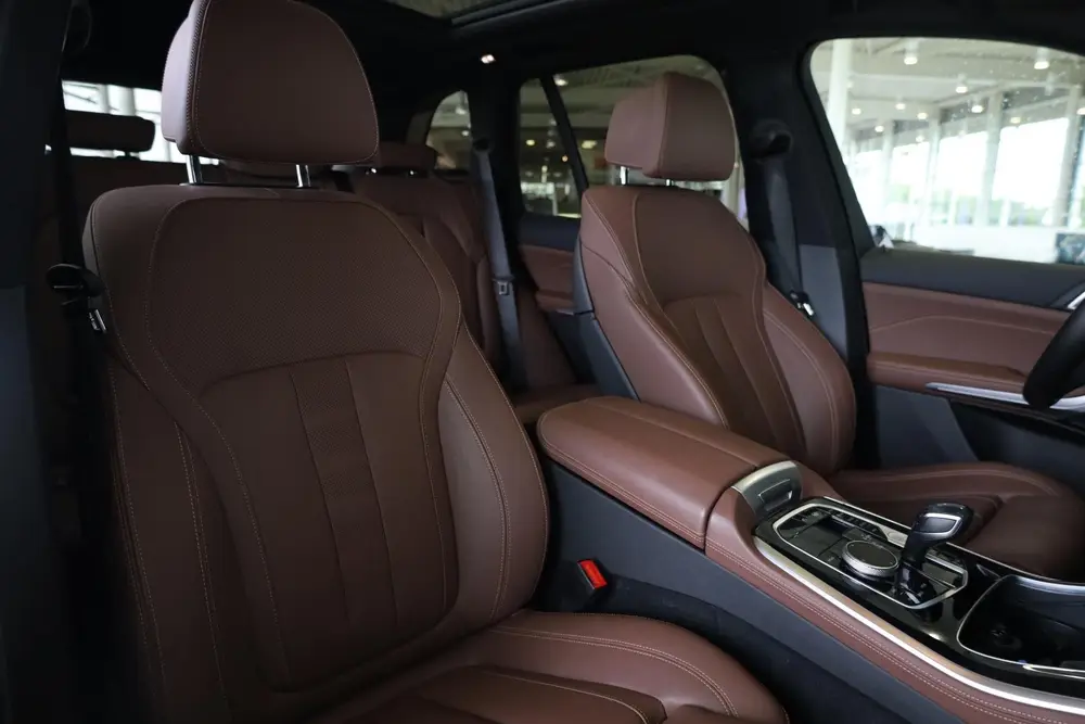BMW X5 xDrive40i High Executive uit 2021, foto 8