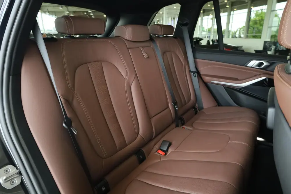 BMW X5 xDrive40i High Executive uit 2021, foto 9