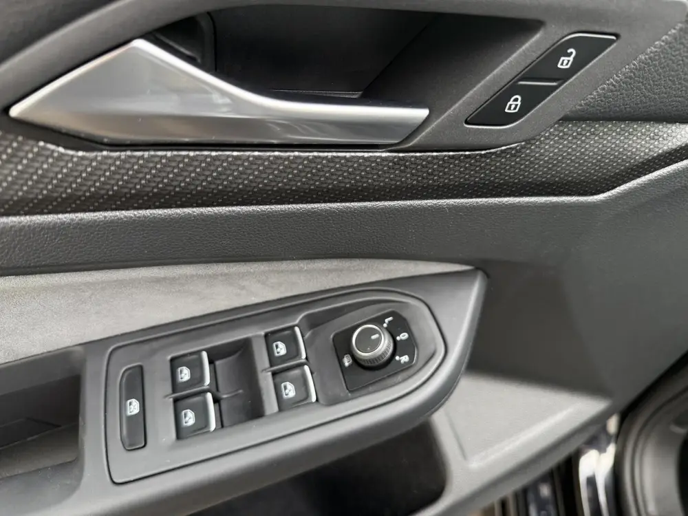 Volkswagen Golf 1.5 eTSI R-Line ACC/VIRTUEEL *ALL-IN PRIJS* uit 2021, foto 14