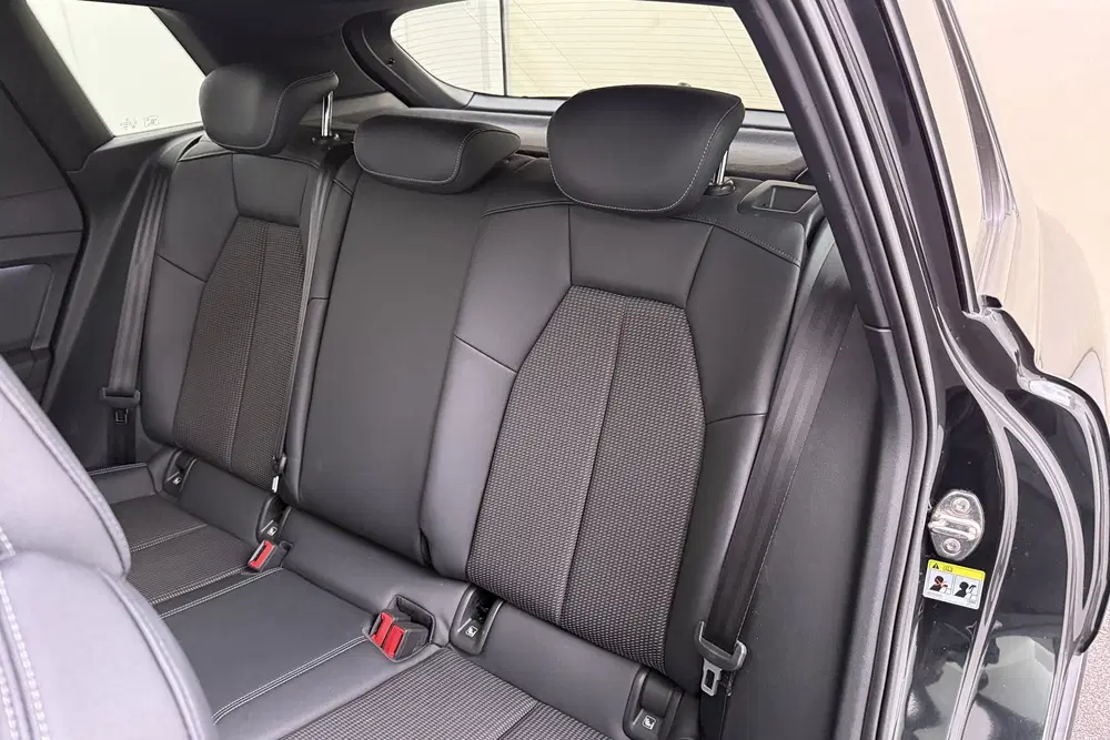 Audi Q4 e-tron 40 S-Line Competition 77 kWh Warmtepomp 90 uit 2021, foto 11