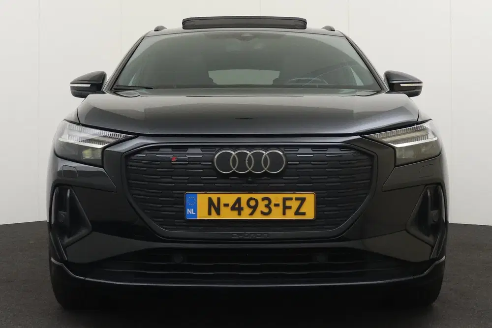 Audi Q4 e-tron 40 S-Line Competition 77 kWh Warmtepomp 90 uit 2021, foto 3