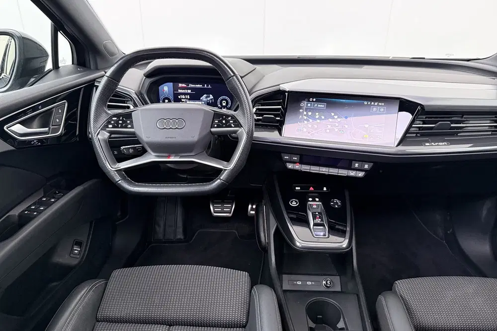 Audi Q4 e-tron 40 S-Line Competition 77 kWh Warmtepomp 90 uit 2021, foto 8