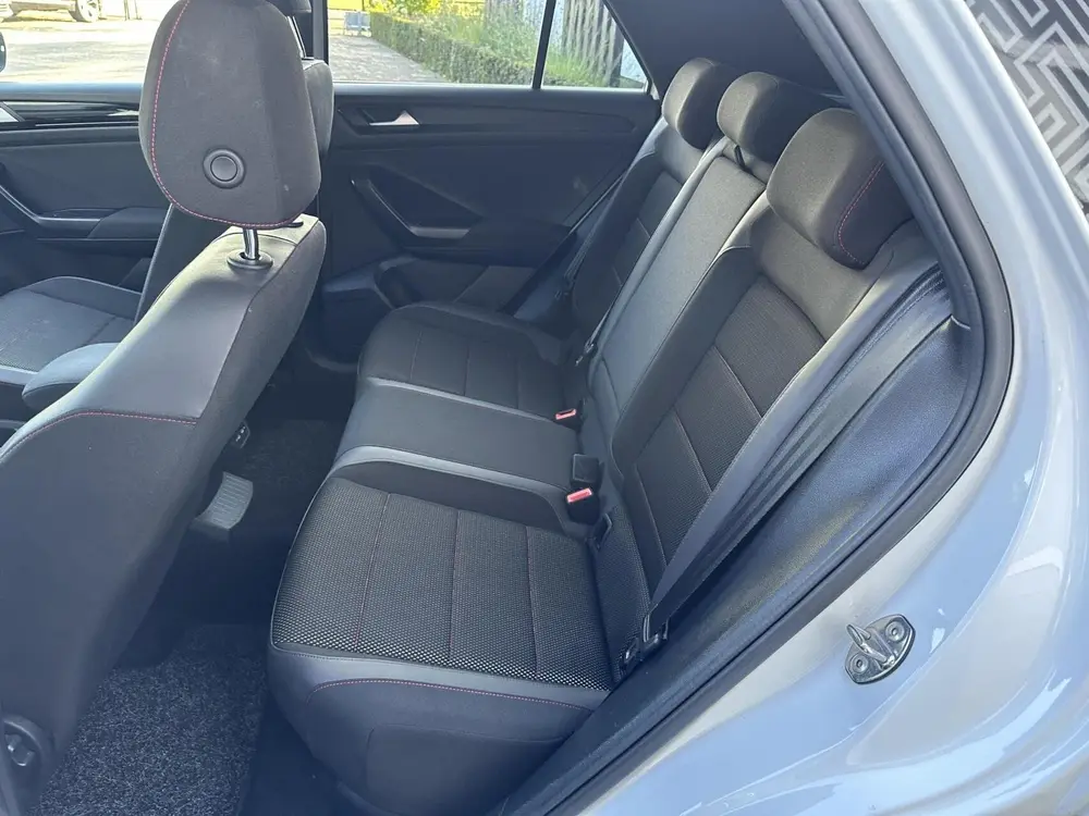 Volkswagen T-Roc 1.5 TSI Sport CARPLAY/CAMERA/ACC *ALL-IN PR uit 2021, foto 11