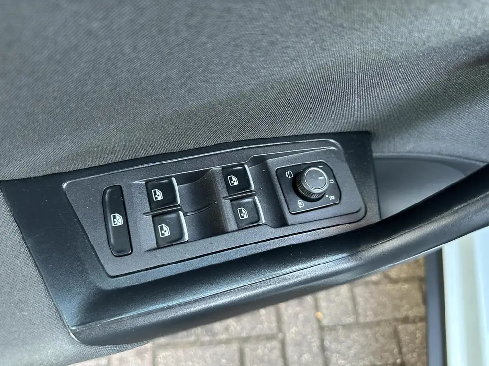 Volkswagen T-Roc 1.5 TSI Sport CARPLAY/CAMERA/ACC *ALL-IN PR uit 2021, foto 13