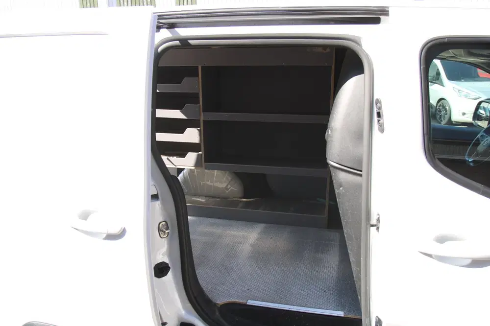 Opel Combo 1.5D L1H1 Edition 131PK uit 2021, foto 9